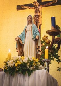 Do Catholics worship statues?